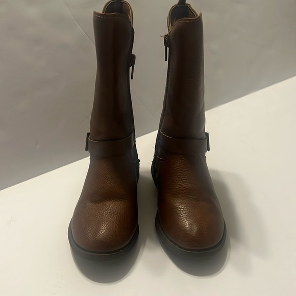 Oshkosh Bgosh girls tall brown boots size 10 - Picture 1 of 10